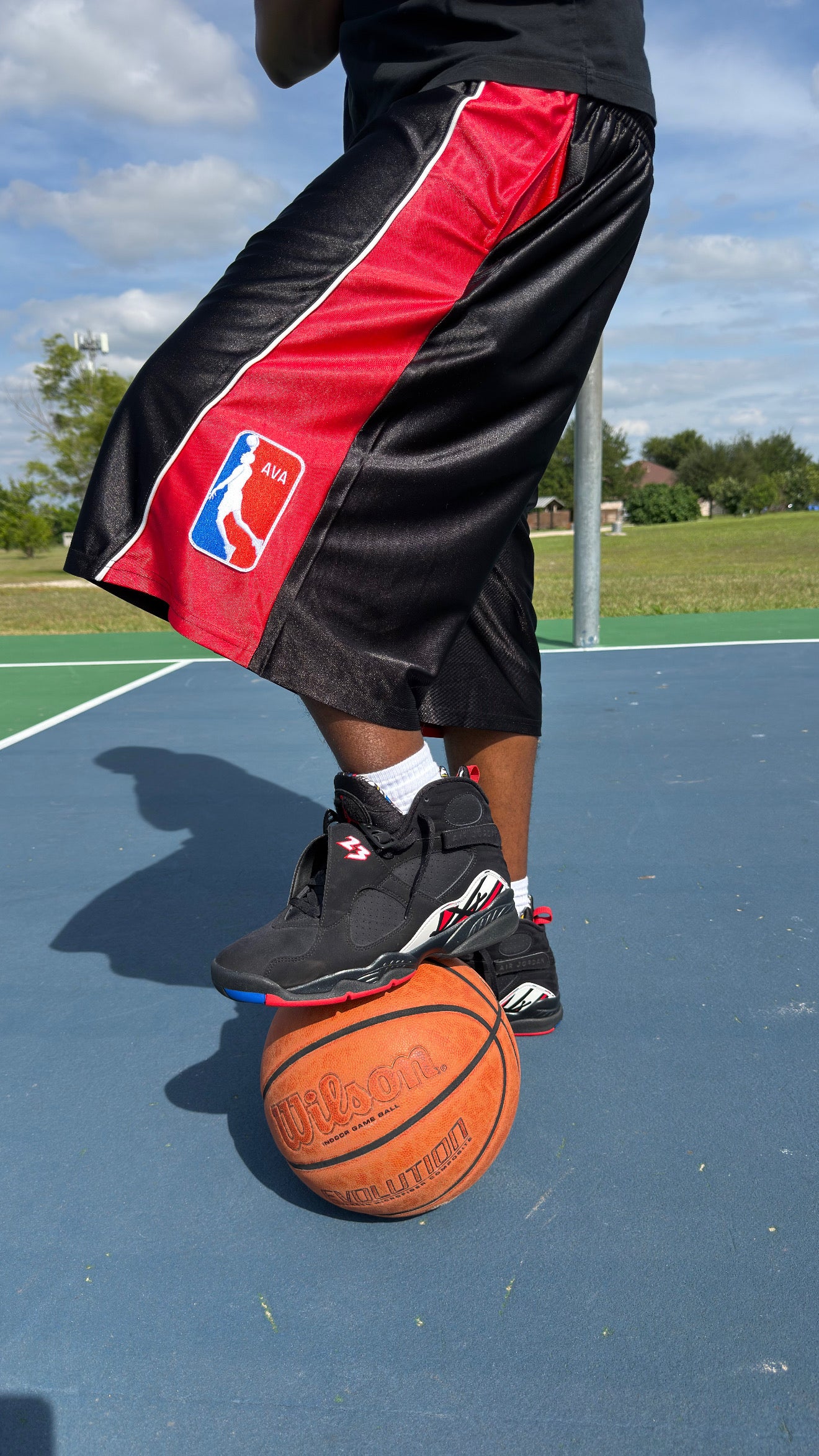 AVA HOOP SHORTS RED